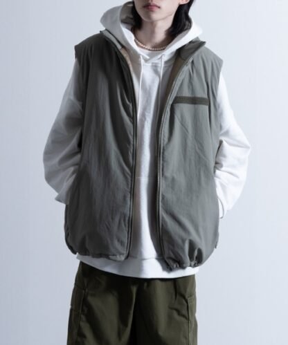 ZozoTown Washed Nylon Super Loose Padded Military Vest - Image 21