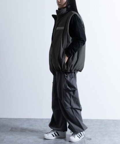 ZozoTown Washed Nylon Super Loose Padded Military Vest - Image 4